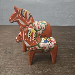 Swedish Akta Dala Horses Wide Neck Folk Painted Antique Vintage Red (lot of 2)